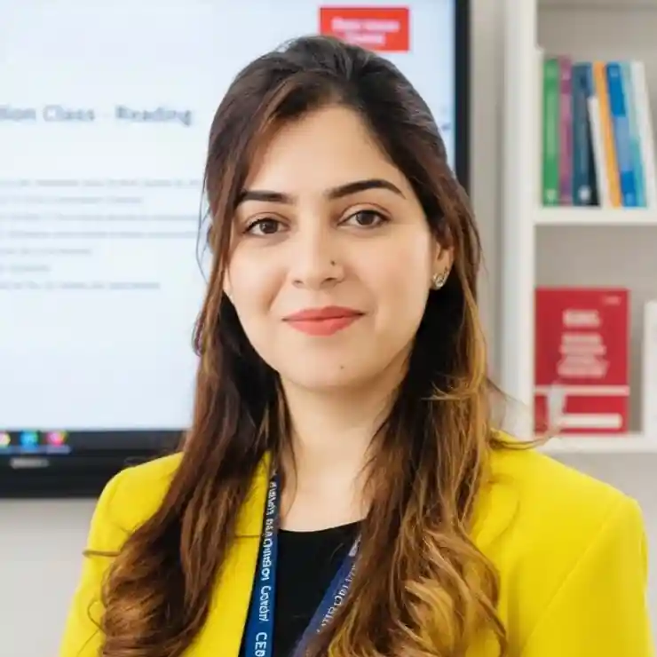 استاد نیلوفر احمدی